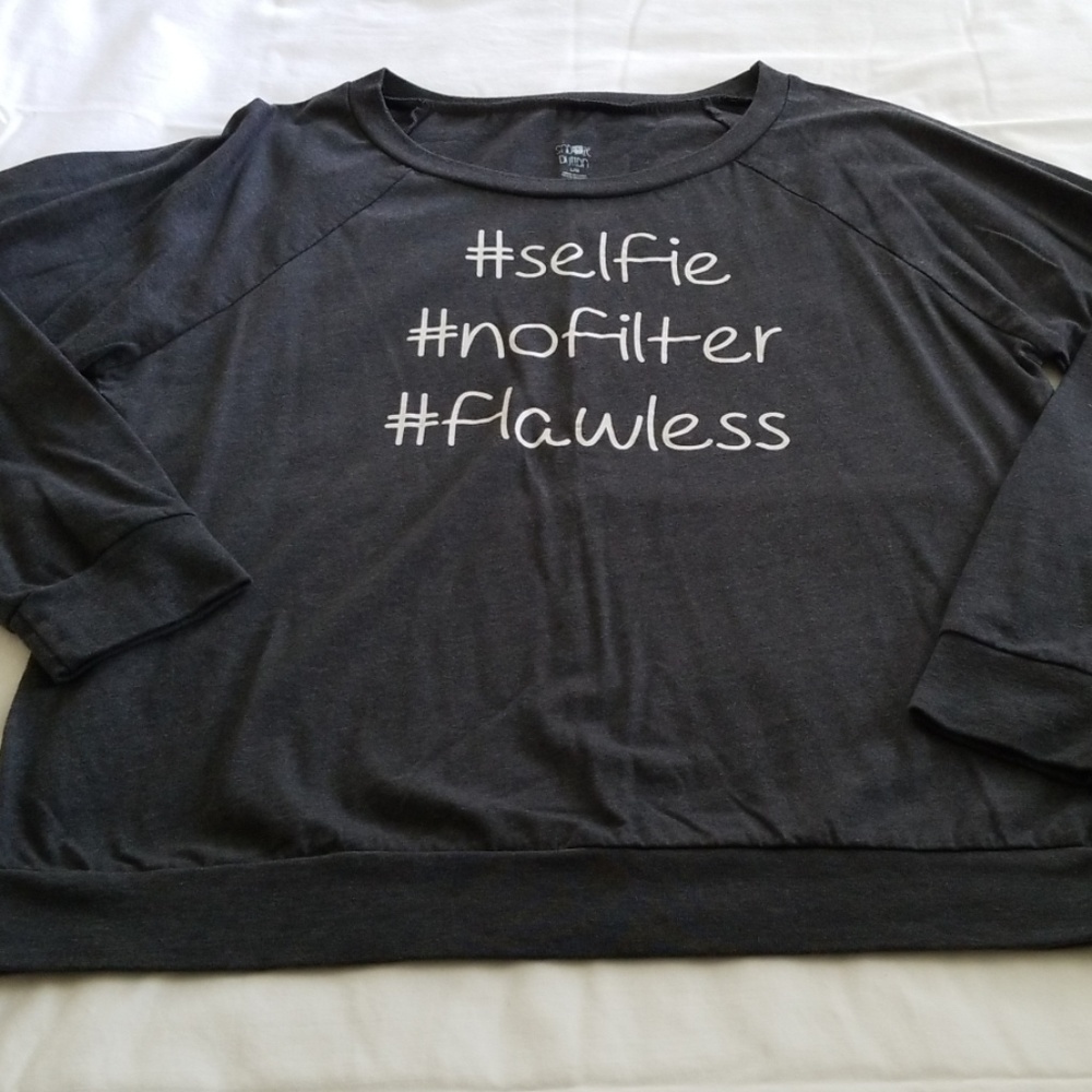 Long sleeve sweatshirt